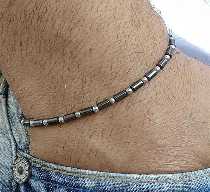Simpz hamatit armbånd med 4mm perler