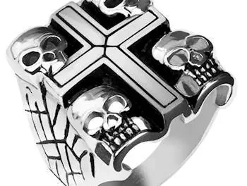 “Design ring” 4 times skull.